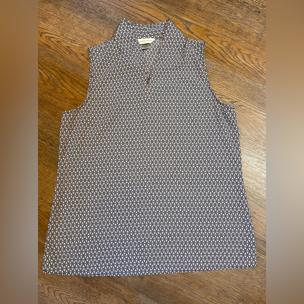 Women's Medium Christopher Banks Sleeveless Blouse